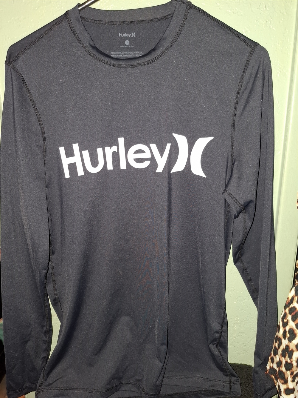 Hurley Men's Black Long-Sleeve Logo Performance Shirt